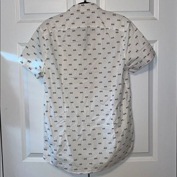 Reaction Kenneth Cole shirt  - Picture 5 of 6